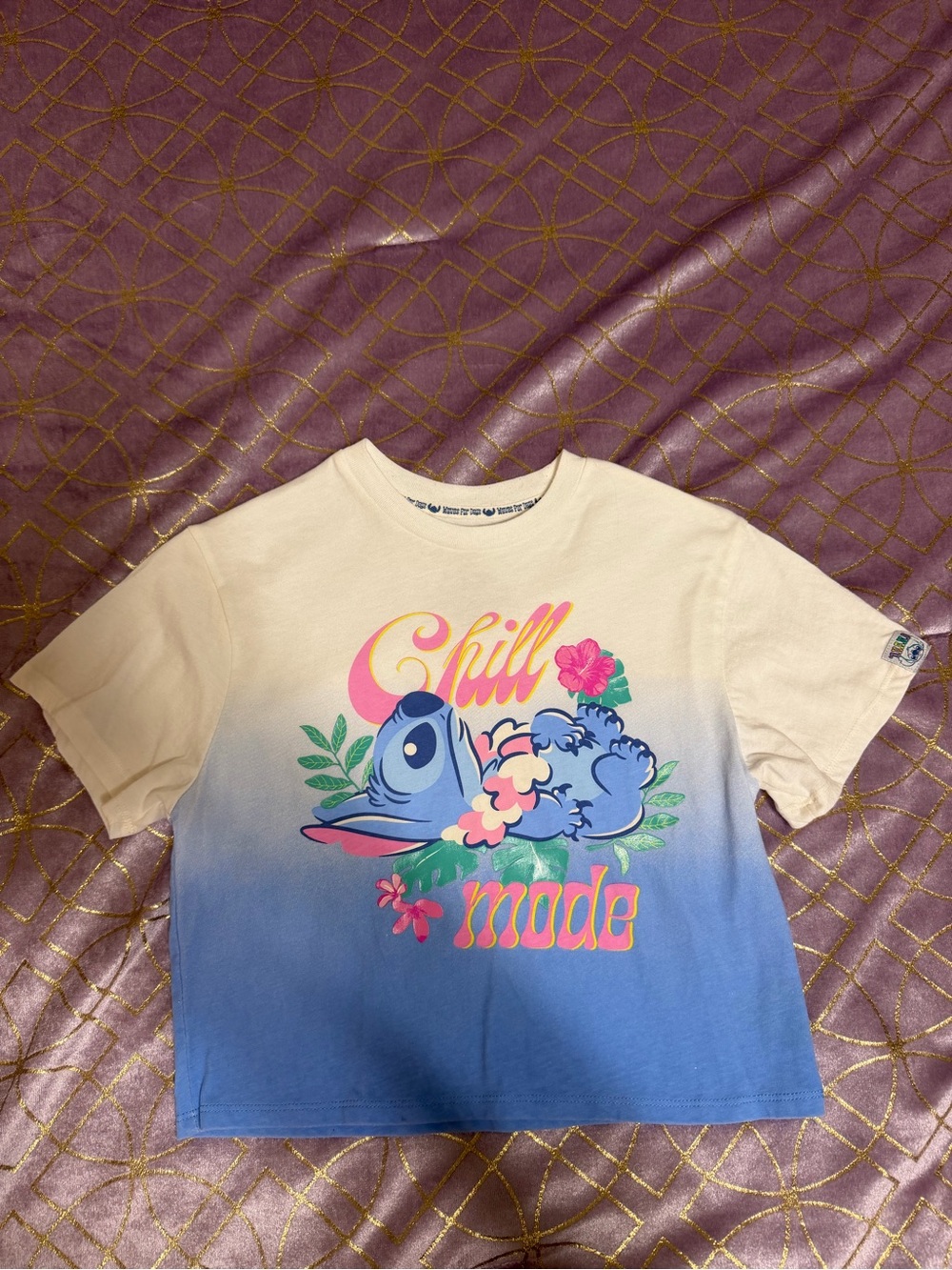 Disney 'Chill Mode' Stitch Gradient Tee - Cream to Blue